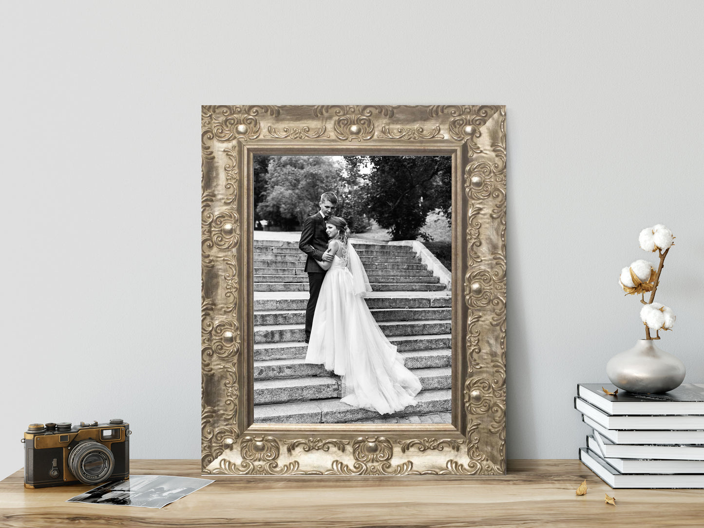 Venice Ornate Shabby Chic Antique Style Picture Frame - Champagne Silver